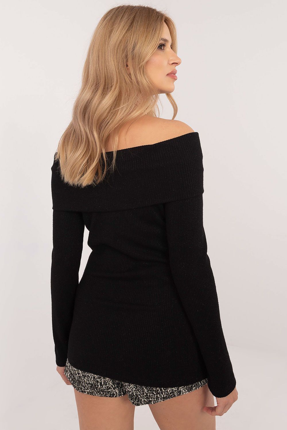  Sweter Damski Model DHJ-SW-A2449.33 Black - Italy Moda 