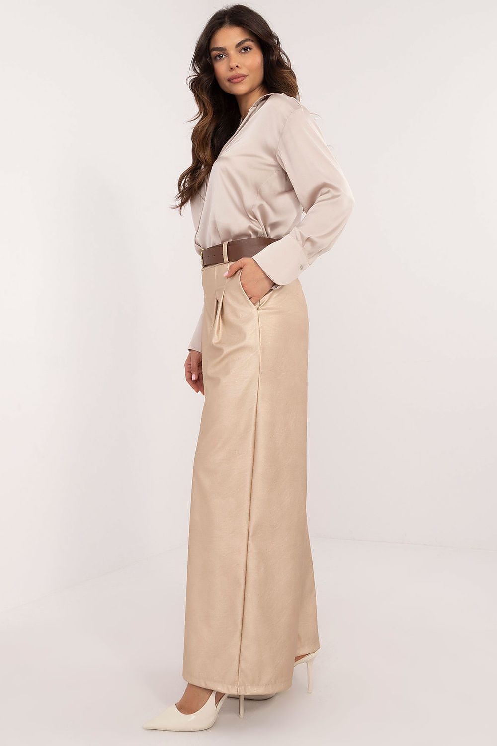 Spodnie Damskie Model DHJ-SP-19899.22X Beige - Italy Moda 