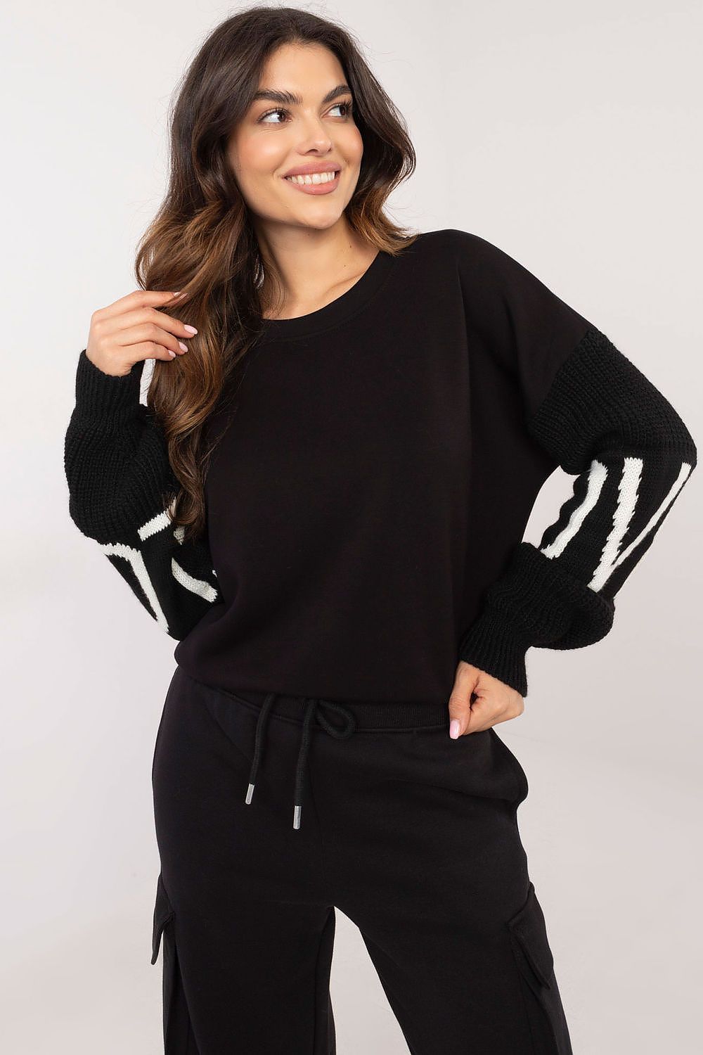   Bluza Damska Model MI-BL-M5975.26P Black - Italy Moda 