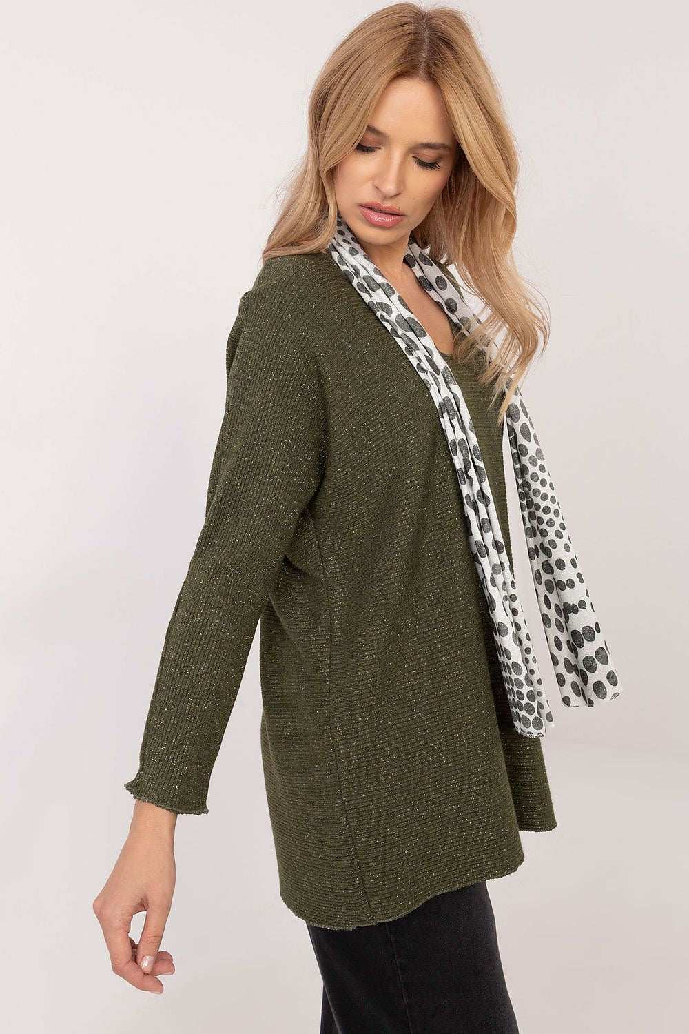   Sweter Damski Model DHJ-BZ-19226.91 Khaki - Italy Moda 