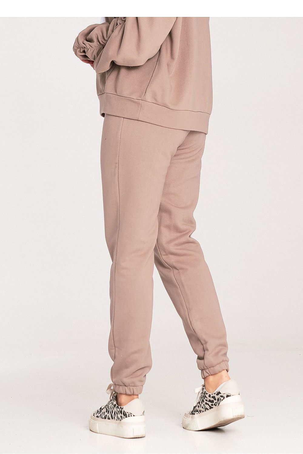  Spodnie Dresowe Model M1056 Beige - Figl 