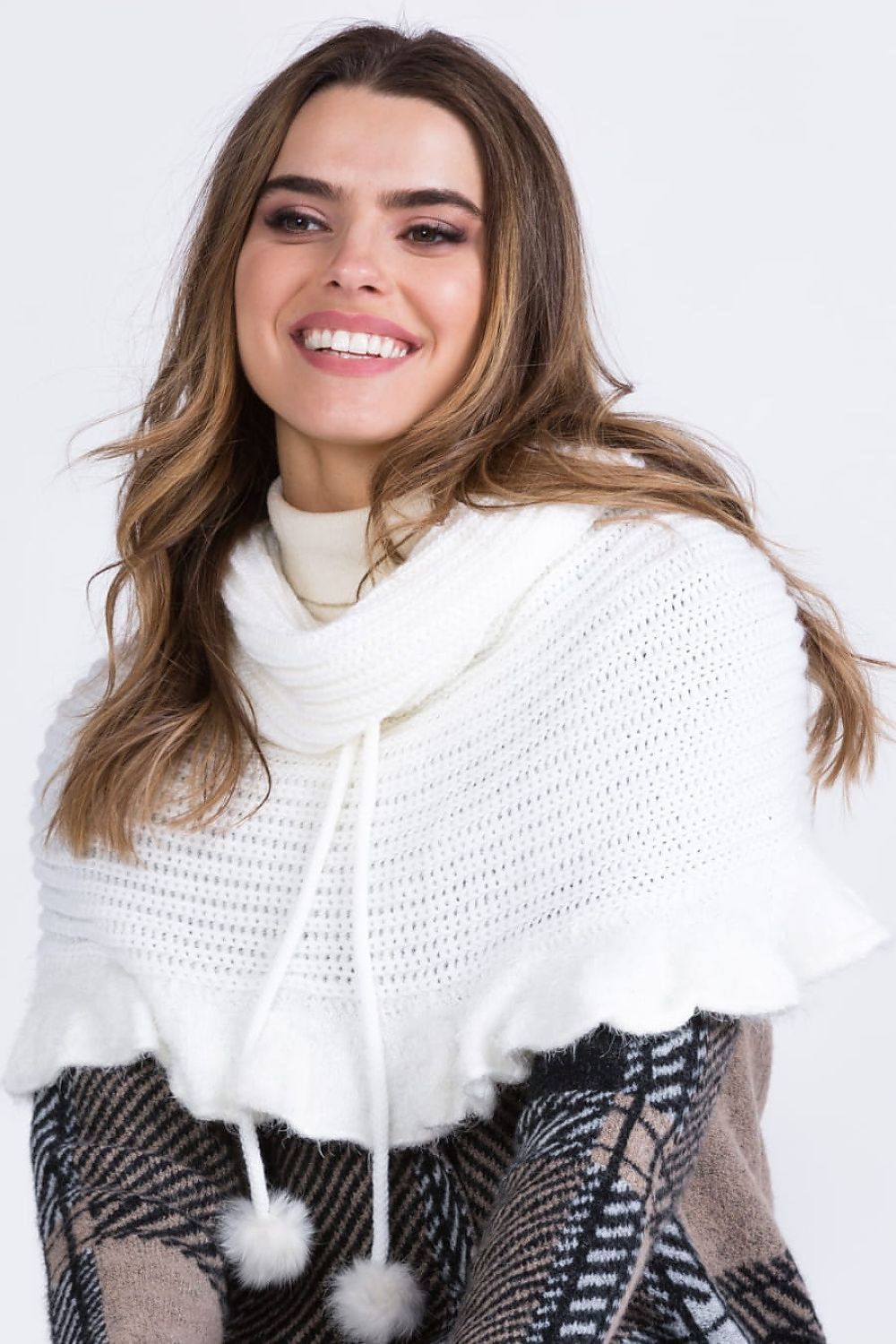  Sweter FATIMA PONCZO - Kamea 