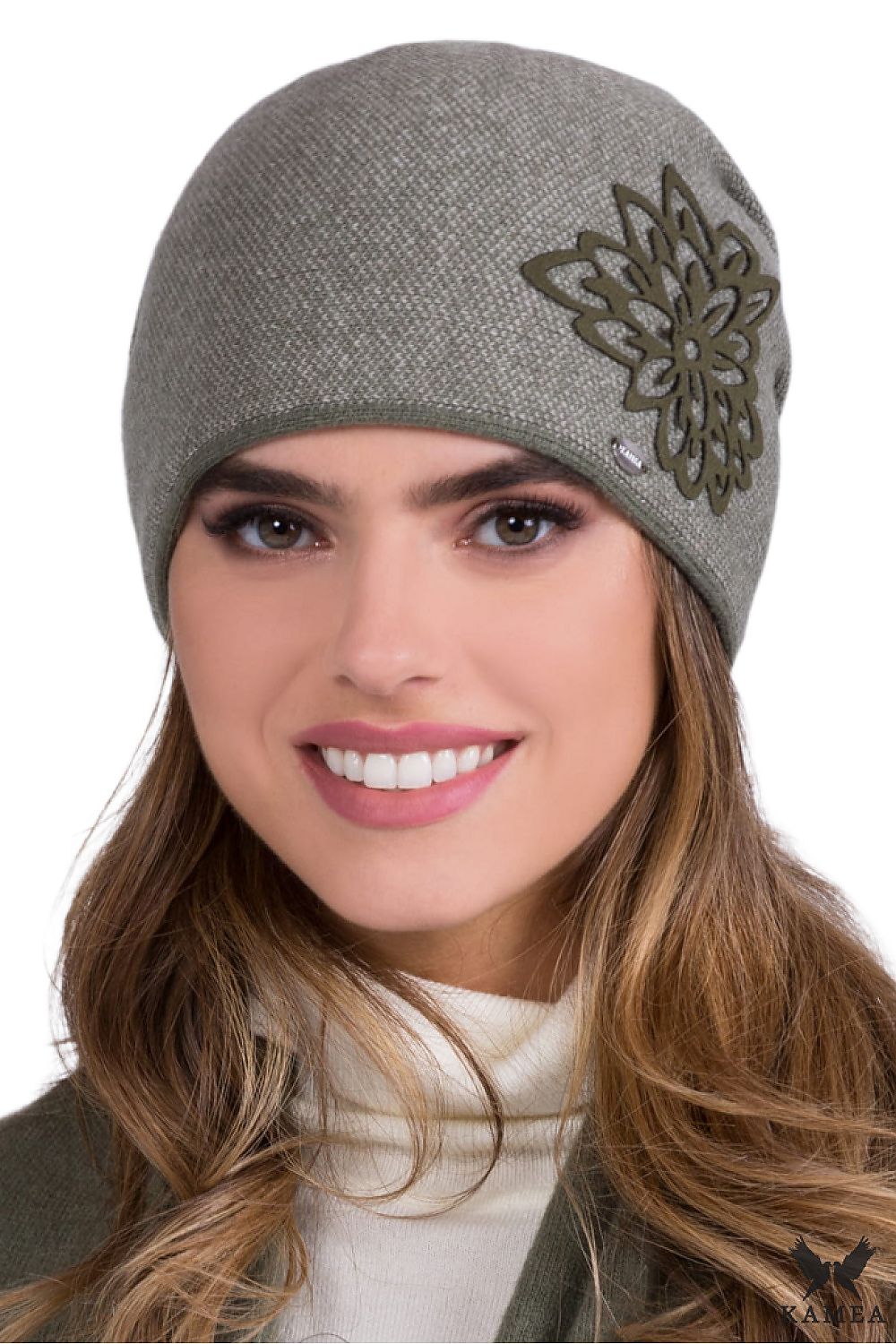   DELTA czapka damska kolor khaki - Kamea 