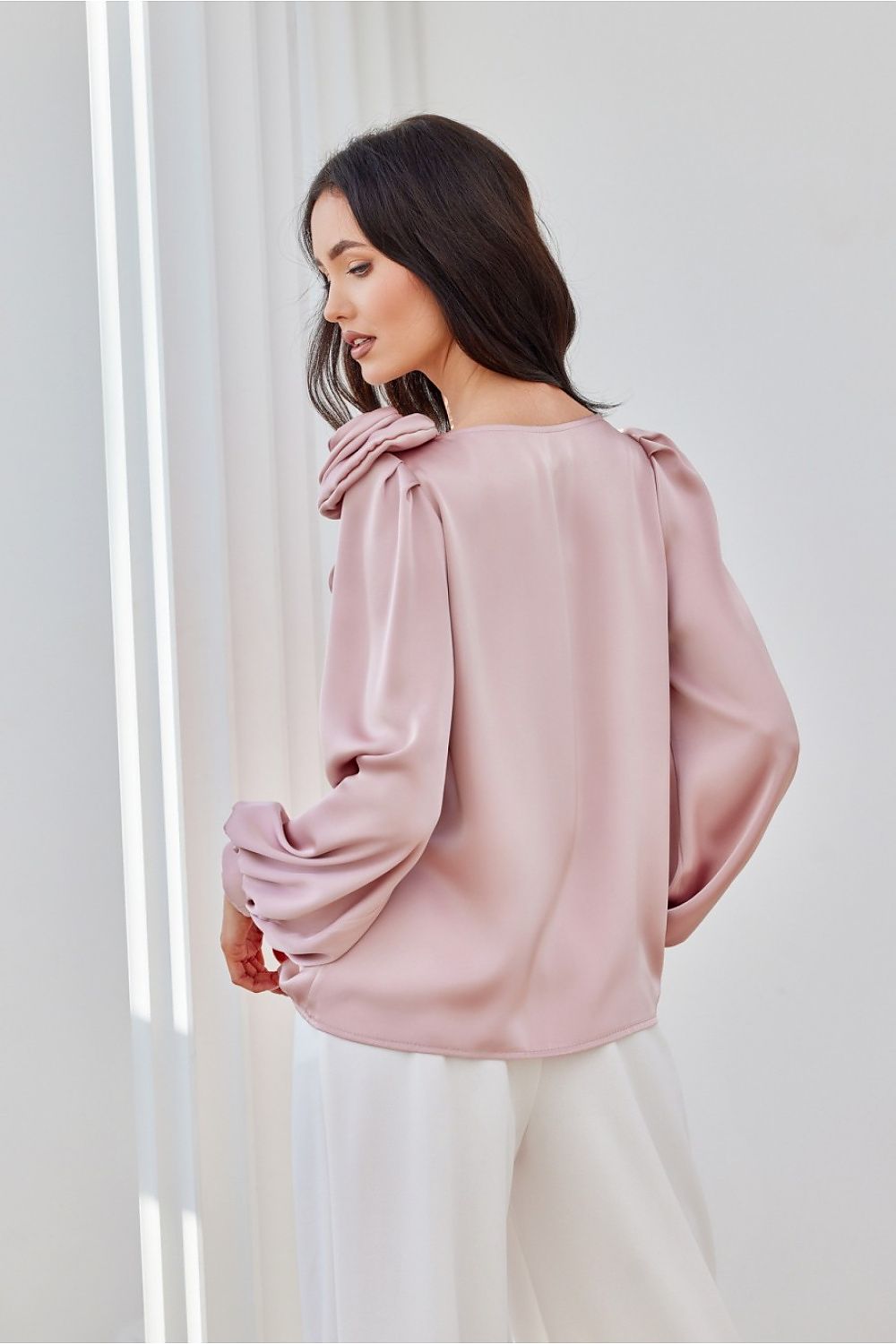   Bluzka Model Evelyn ROZ BLU0194 Pink - Roco Fashion 