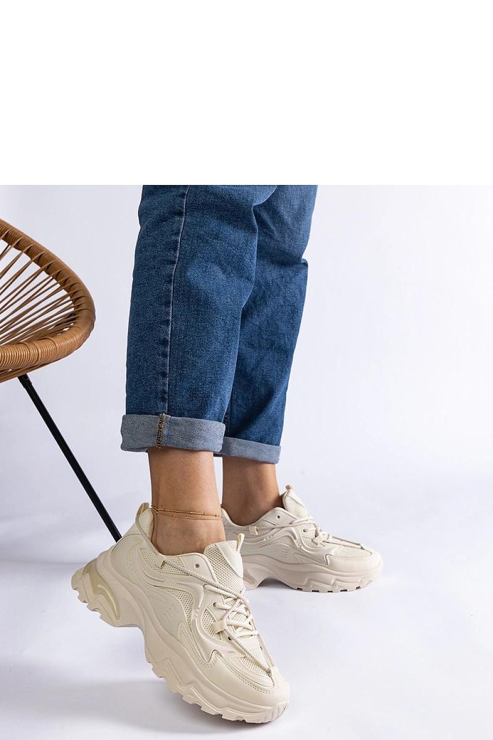   Beżowe sneakersy sportowe damskie Urena - Solea 