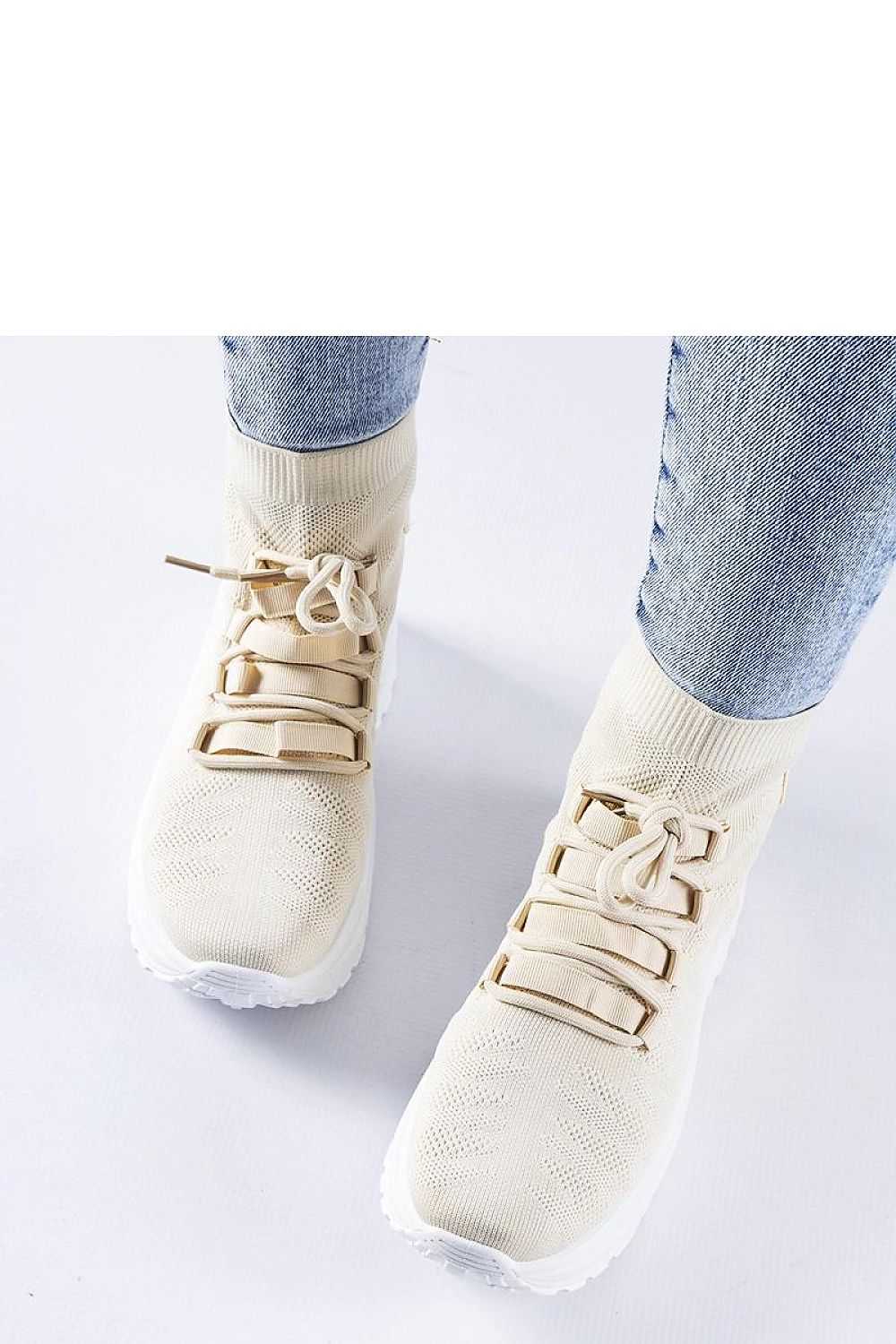   Beżowe wysokie sneakersy Vigatto - Solea 