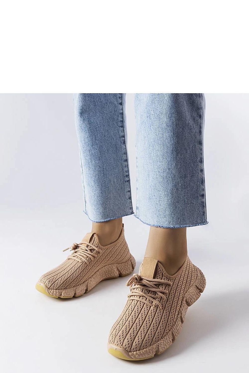   Beżowe sportowe sneakersy Élodie - Solea 