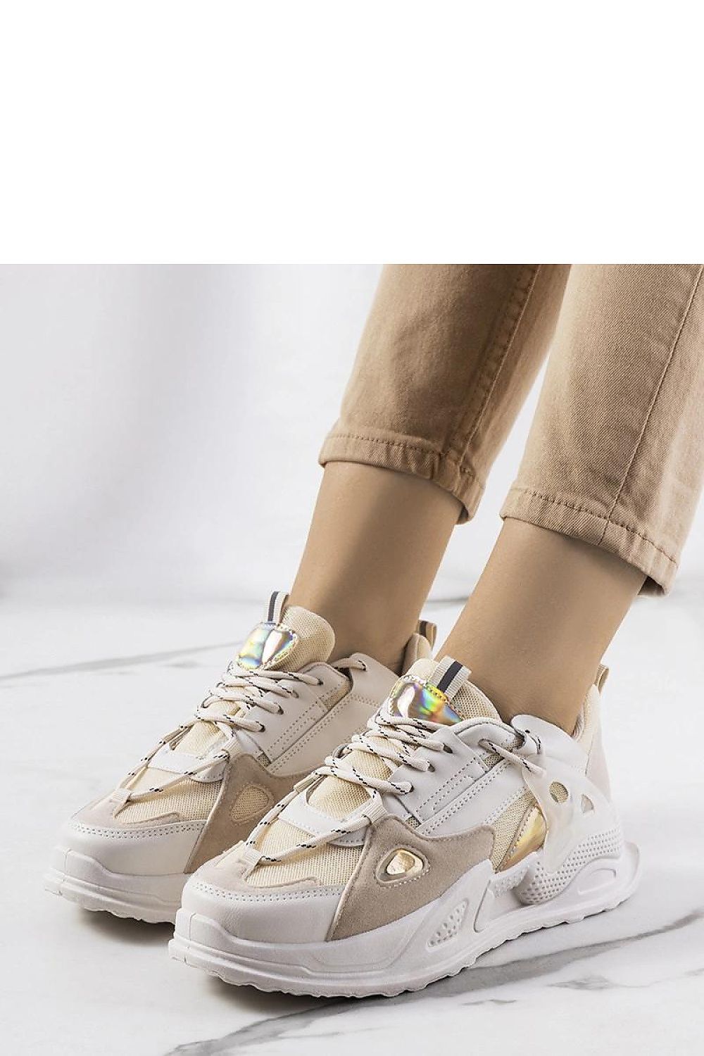   Beżowe sneakersy Mansfield - Solea 