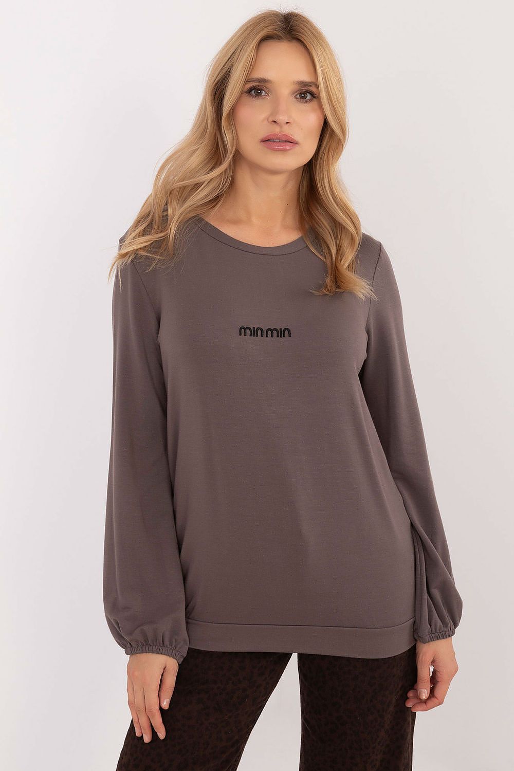   Bluzka Model RV-BZ-A-162.96 Brown - Relevance 