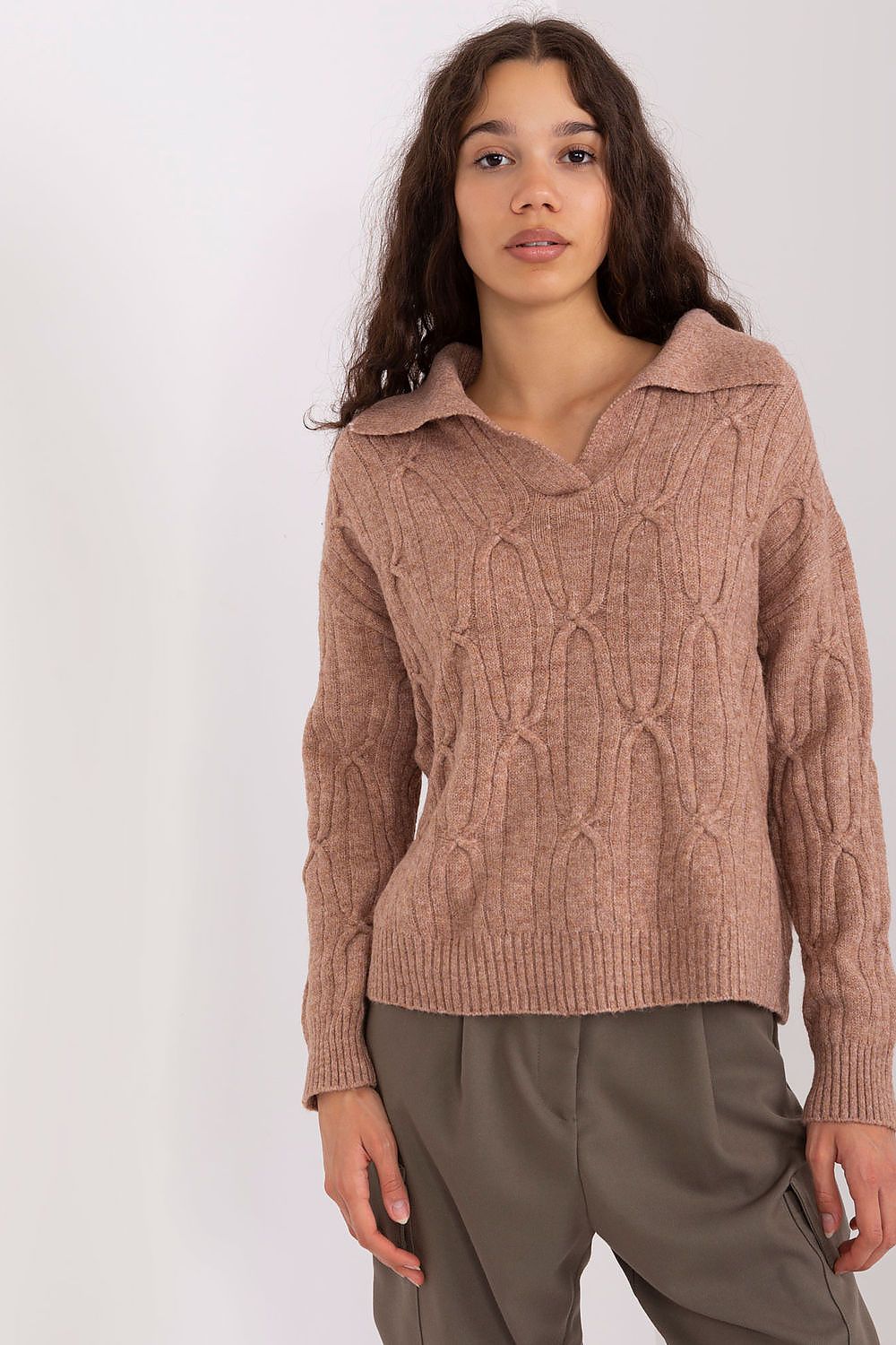   Sweter Damski Model AT-SW-2349-2.96 Brown - AT 