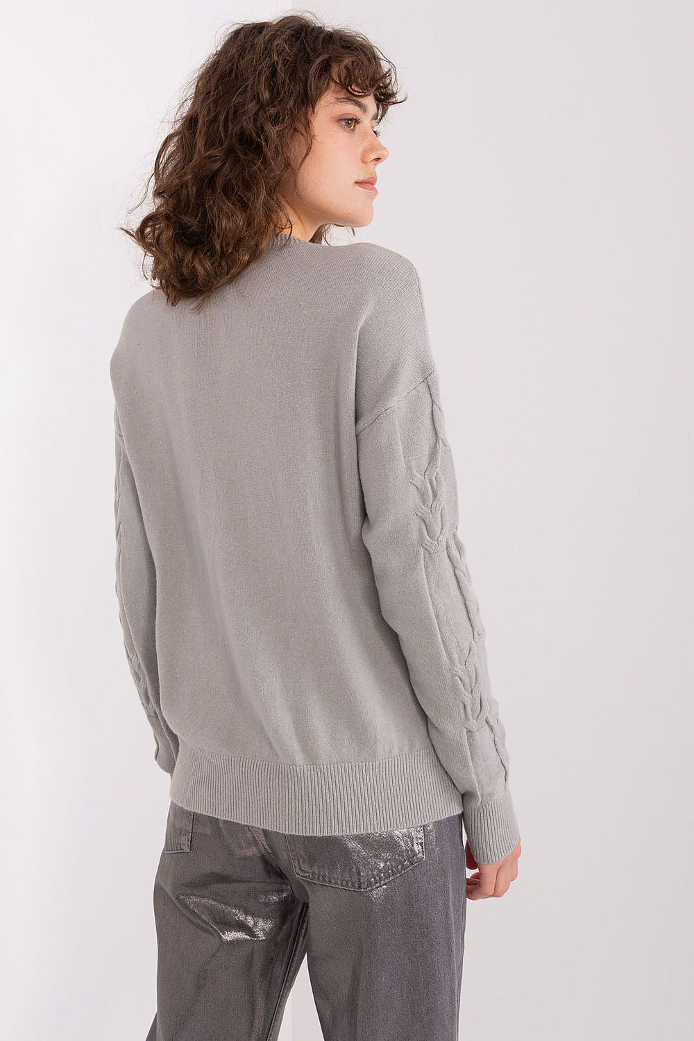   Sweter Damski Model AT-SW-2340.80 Grey - AT 