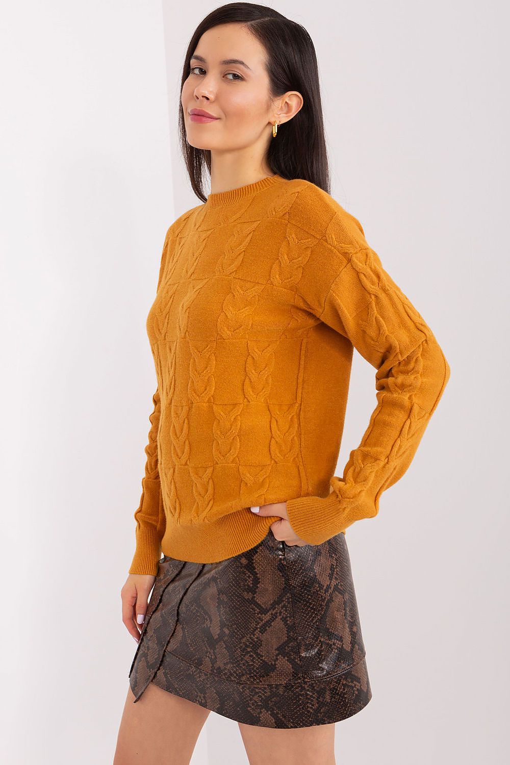   Sweter Damski Model AT-SW-2340.22 Dark Yellow - AT 