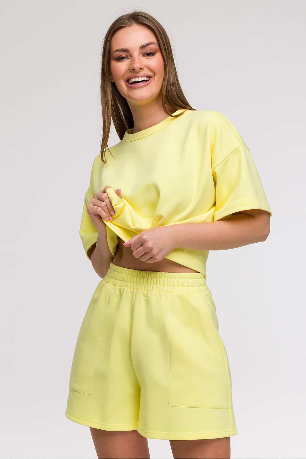   Szorty Damskie Model B295 Cytryna - BeWear 