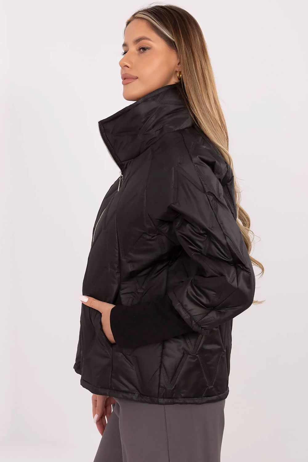   Kurtka Damska Model MI-KR-9002-1.74P Black - Italy Moda 