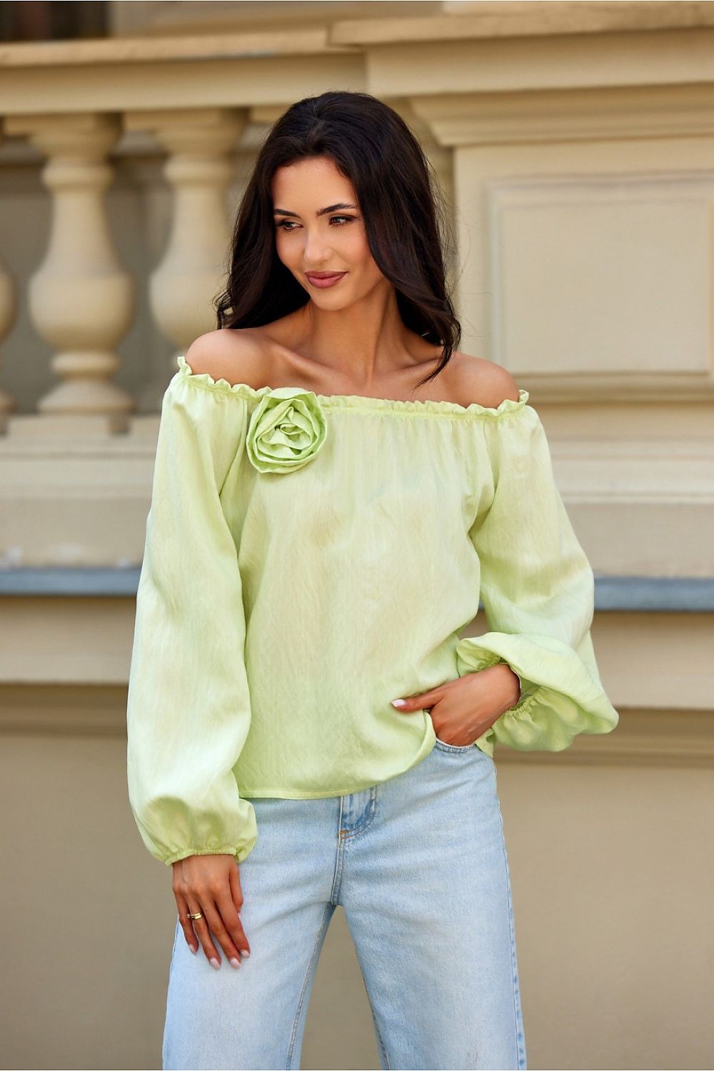   Bluzka Model Marisol LIM BLU0211 Limonka - Roco Fashion 