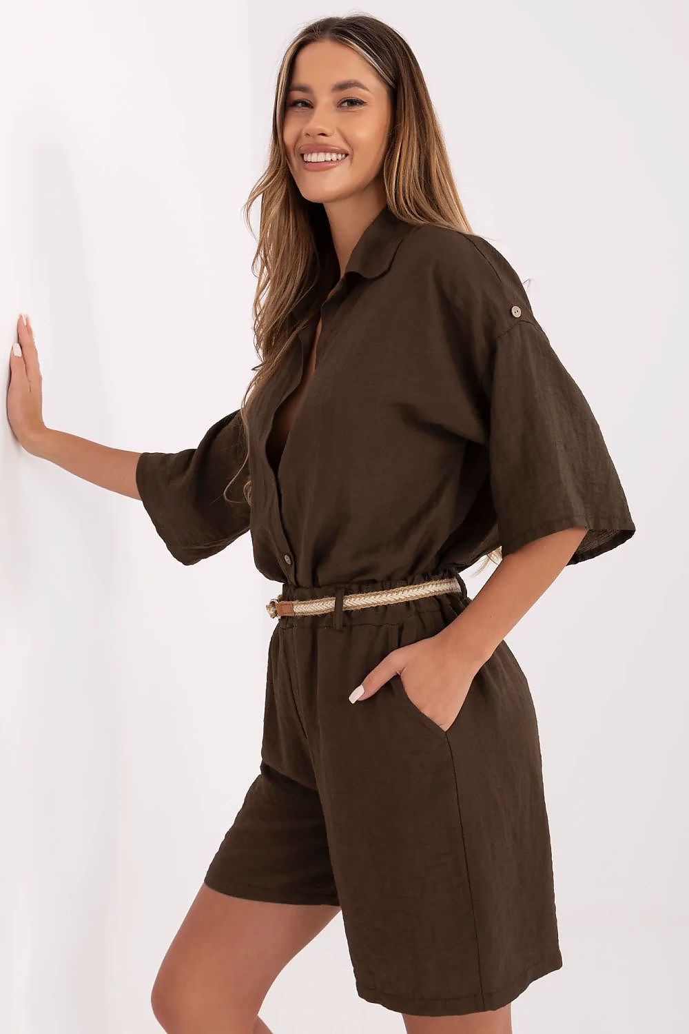   Szorty Damskie Model MI-SN-6620.72P Dark Brown - Italy Moda 