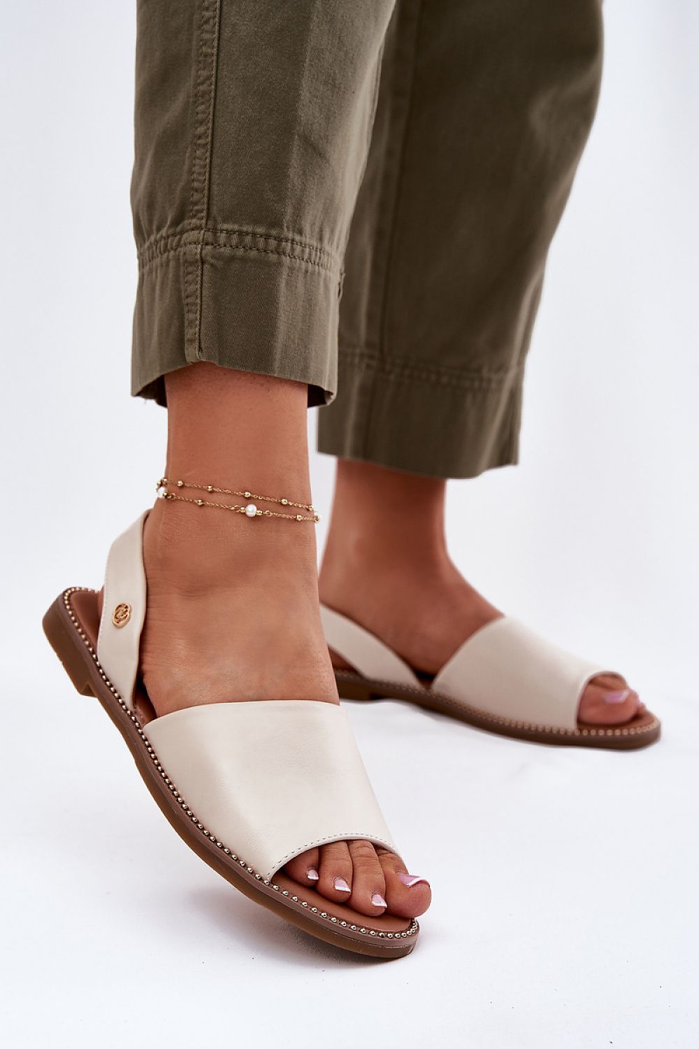  Sandały Model Dereka 25SD35-8783 Beige - Step in style 