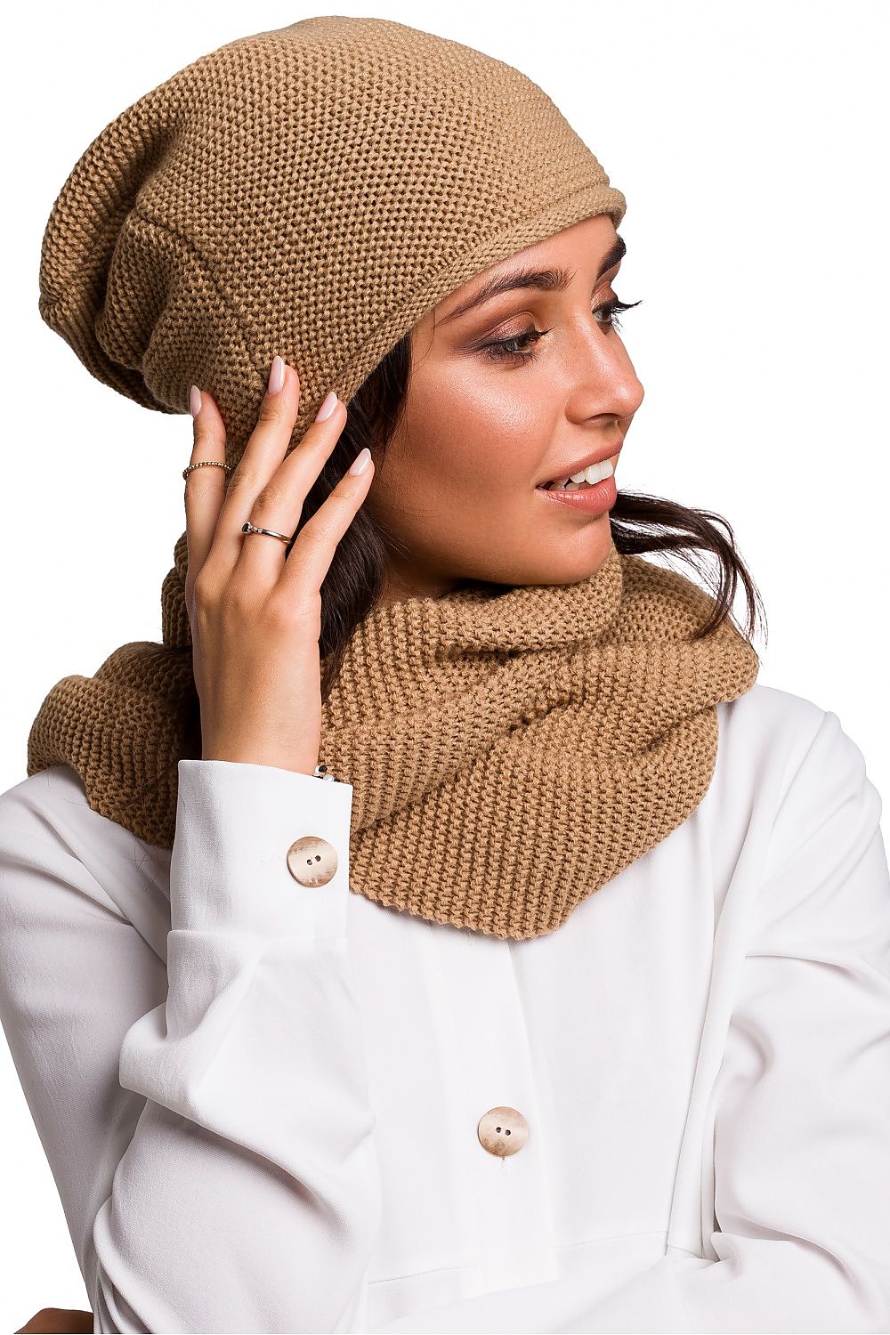   Czapka Damska Model BK044 Carmel - BE Knit 