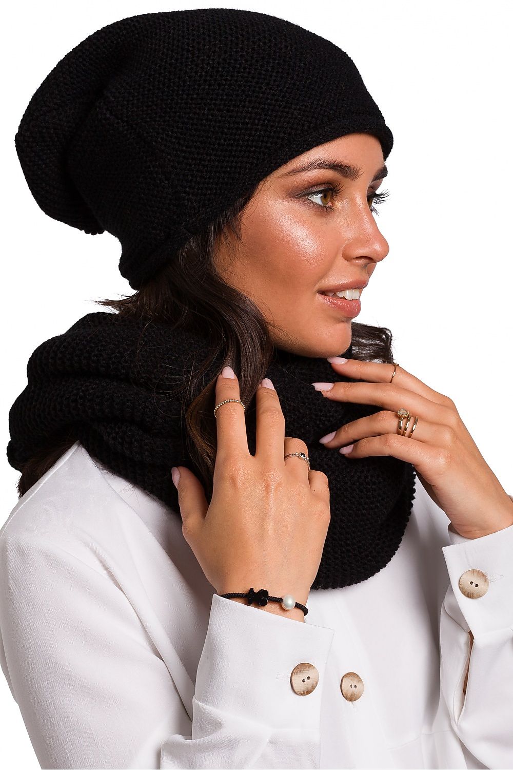   Czapka Damska Model BK044 Black - BE Knit 