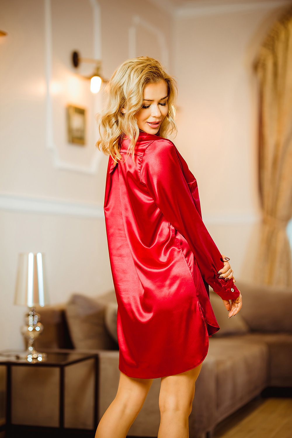  Koszulka nocna Halka Model Carey satyna Bordo - Kalimo 
