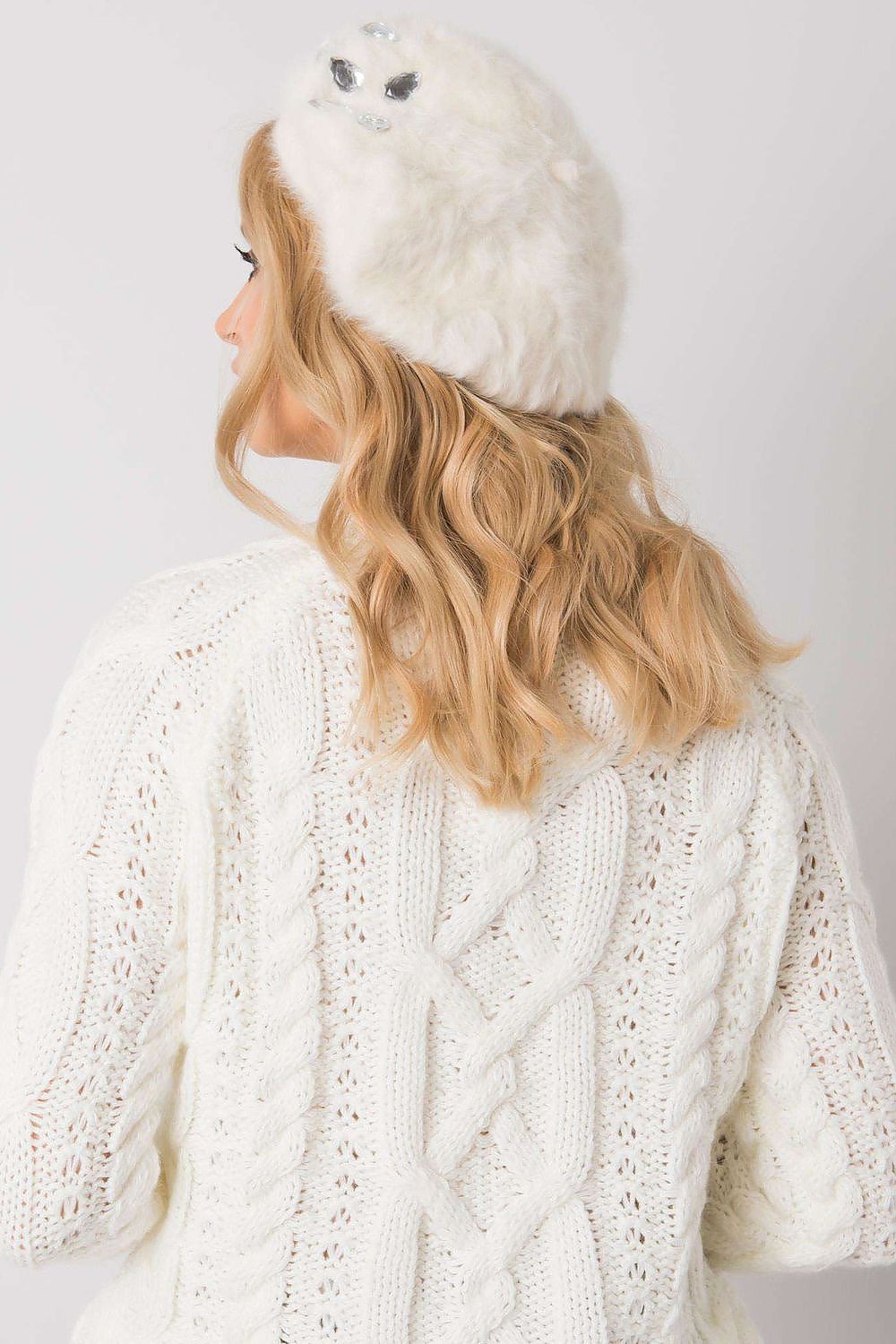   Beret Model AT-CZ-BF38834-1 Ecru - AT 