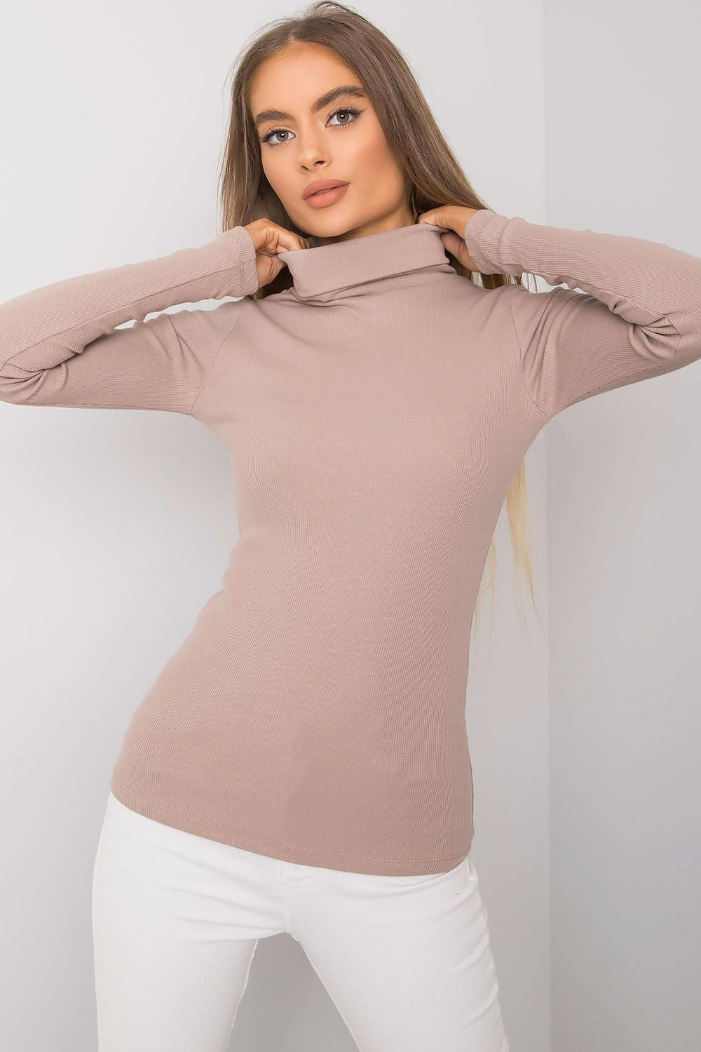   Golf damski Model RV-BZ-7182.01P Dark Beige - Rue Paris 