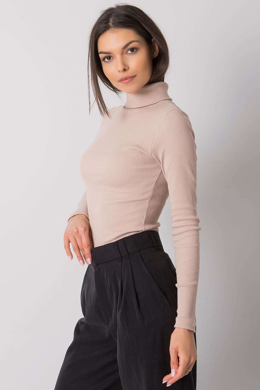   Golf Damski Model RV-BZ-7182.01P Beige - Rue Paris 
