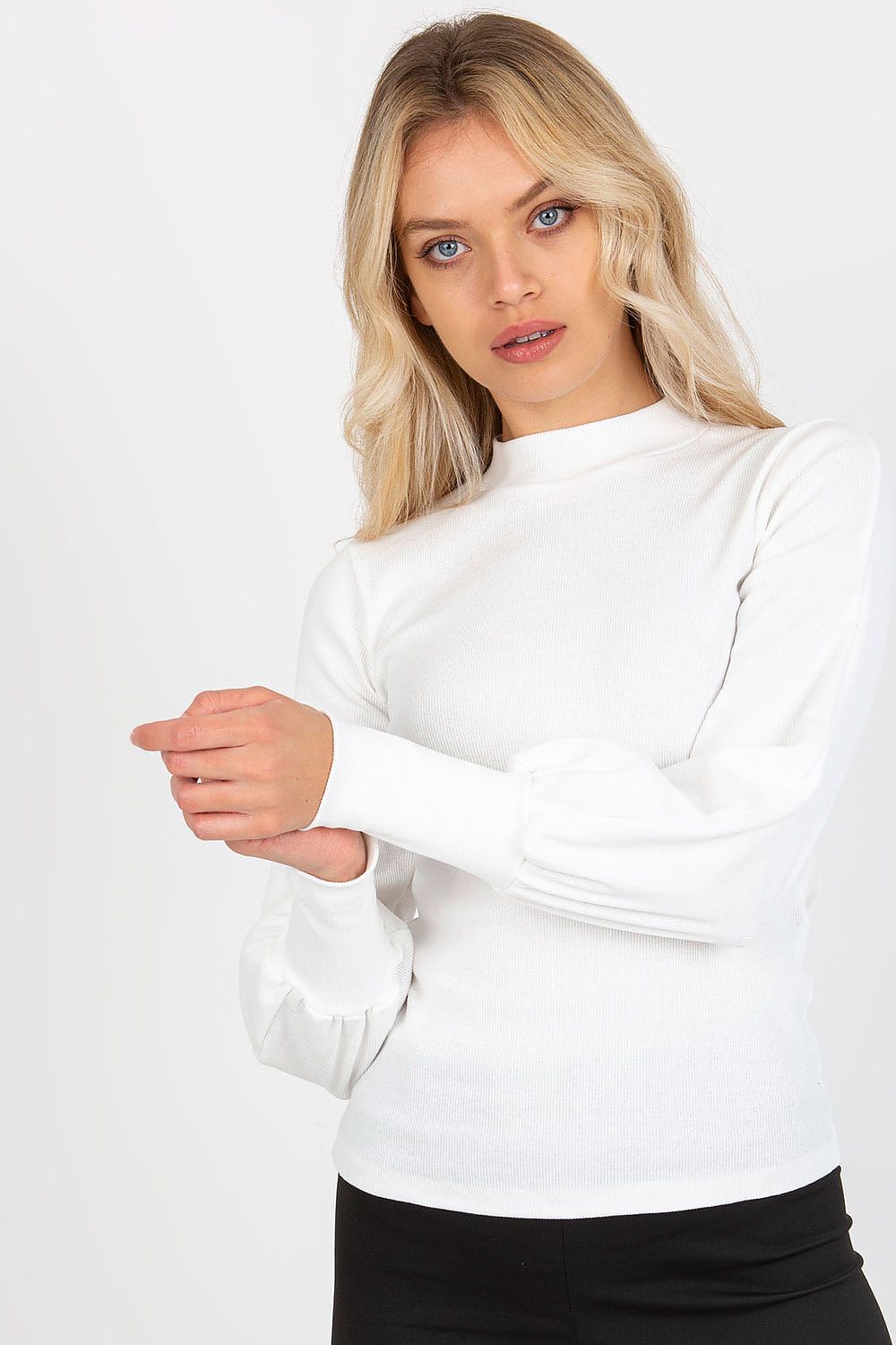   Bluzka Model RV-BZ-5223.15 White - Rue Paris 