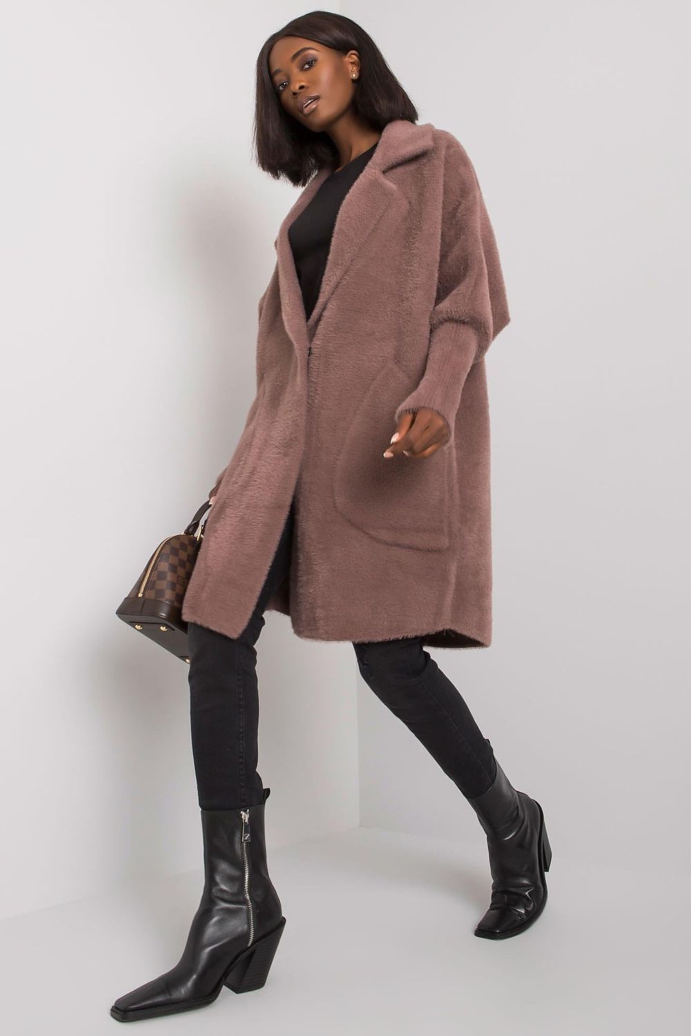   Płaszcz Damski Model MBM-PL-1517.00P Dark Pink - MBM 