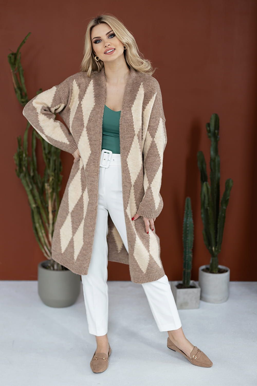  Sweter Kardigan Model 30092 Cappuccino - PeeKaBoo 