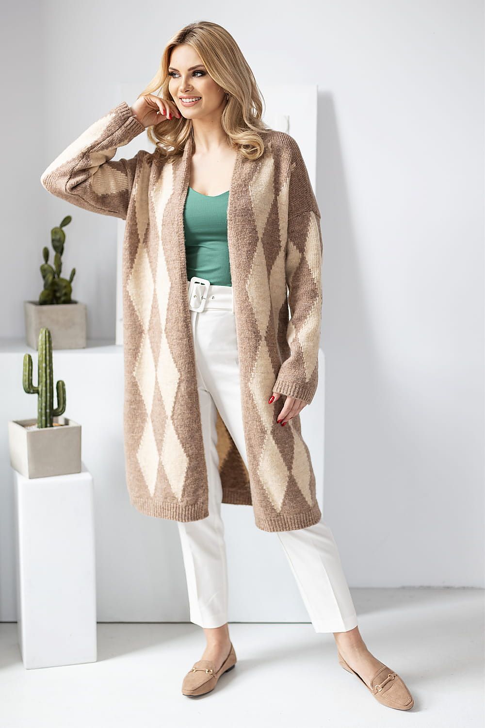 Sweter Kardigan Model 30092 Cappuccino - PeeKaBoo 
