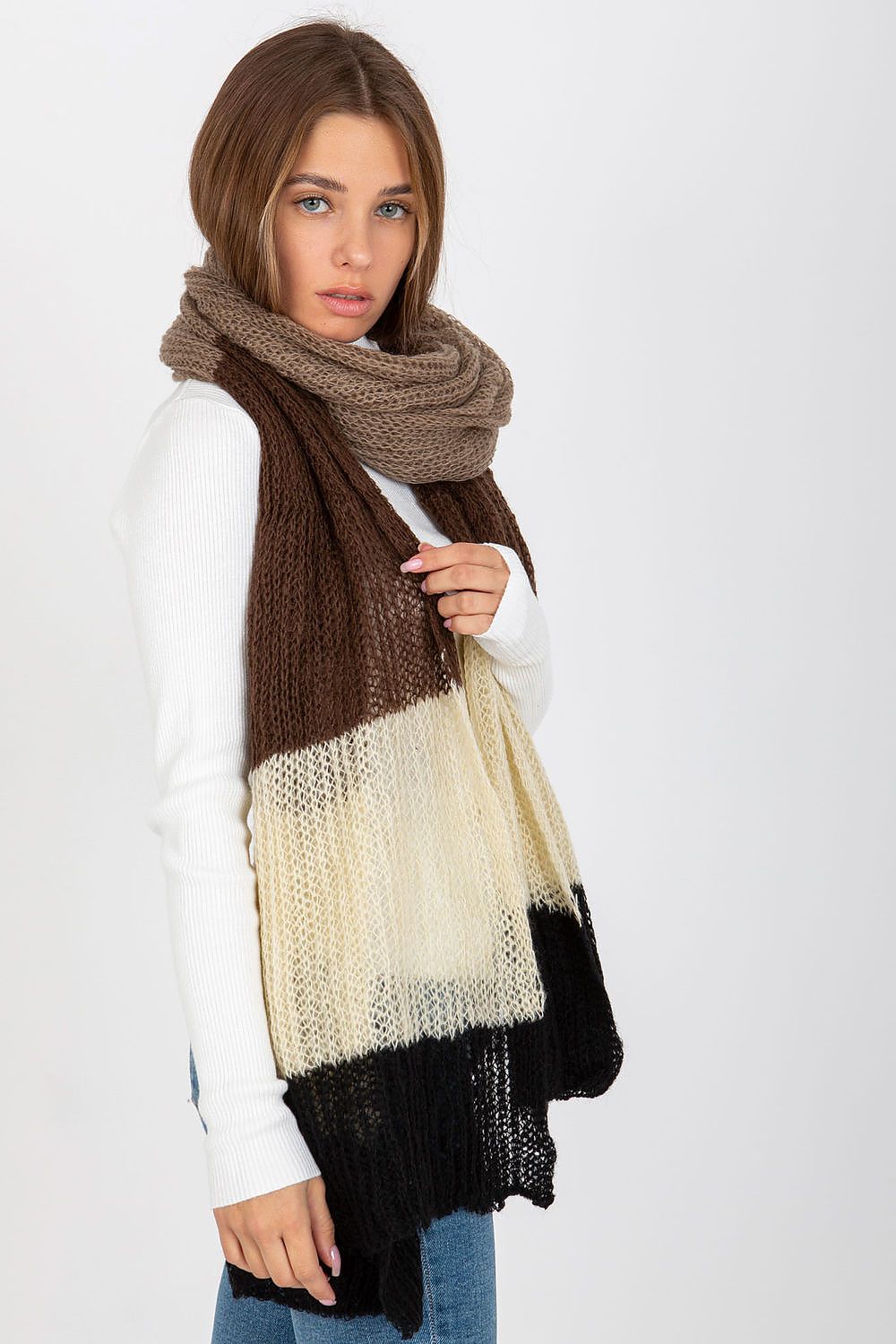   Szalik Model AT-SZ-LM72271.94 Beige - AT 