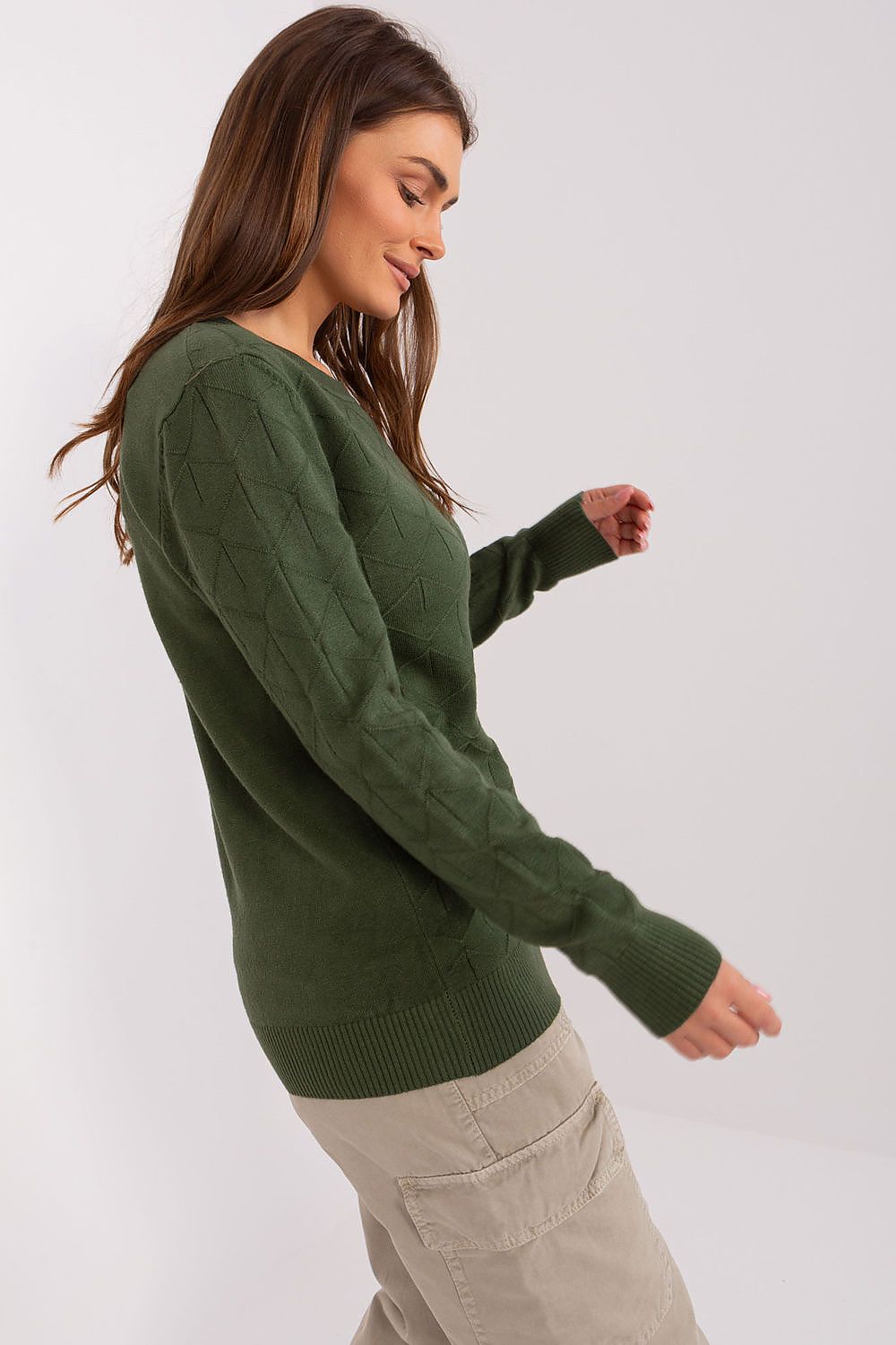   Sweter Damski Model AT-SW-232901.25X Khaki - AT 