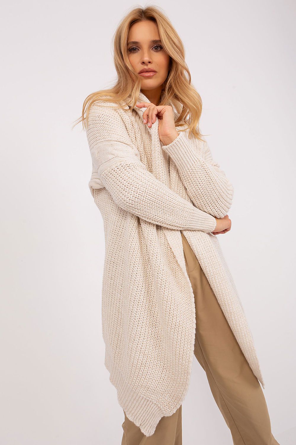  Sweter Kardigan Model TW-SW-BI-305.99P Light Beige - Och Bella 
