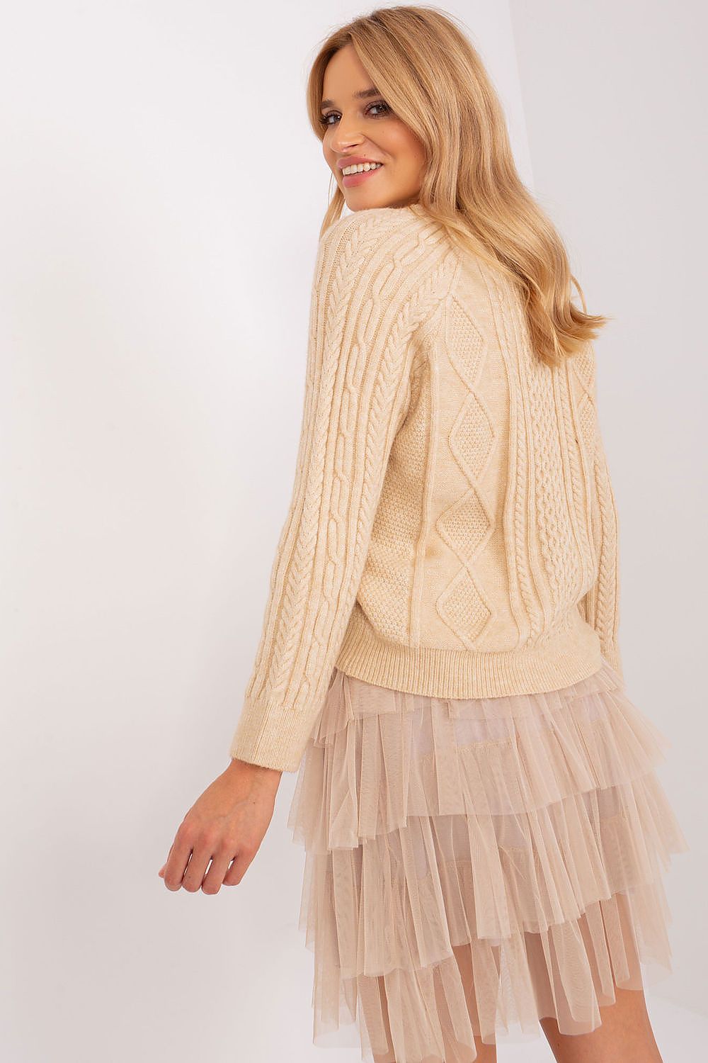  Sweter Damski Model AT-SW-2346-2.99P Beige - AT 